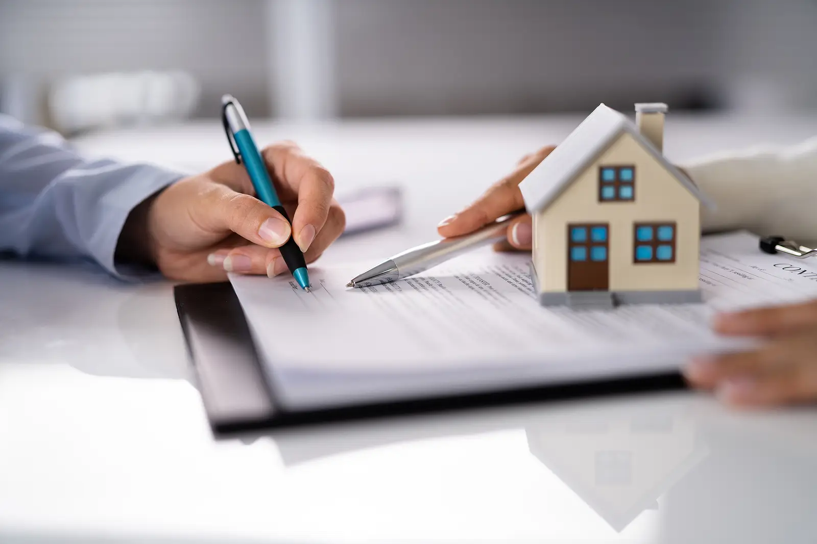 Signs That You Need a New Property Manager in Austin, TX